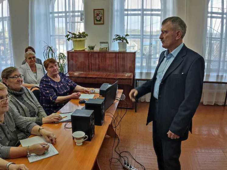В Уржуме стартовал новый сезон Школы садоводов Олега Валенчука