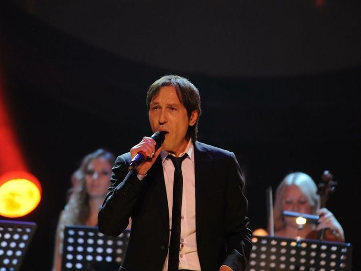 Николай Носков перенес концерты из-за болезни