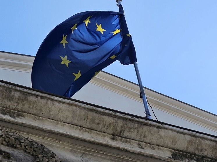 ЕК рекомендовала начать переговоры о вступлении Украины и Молдавии в Евросоюз
