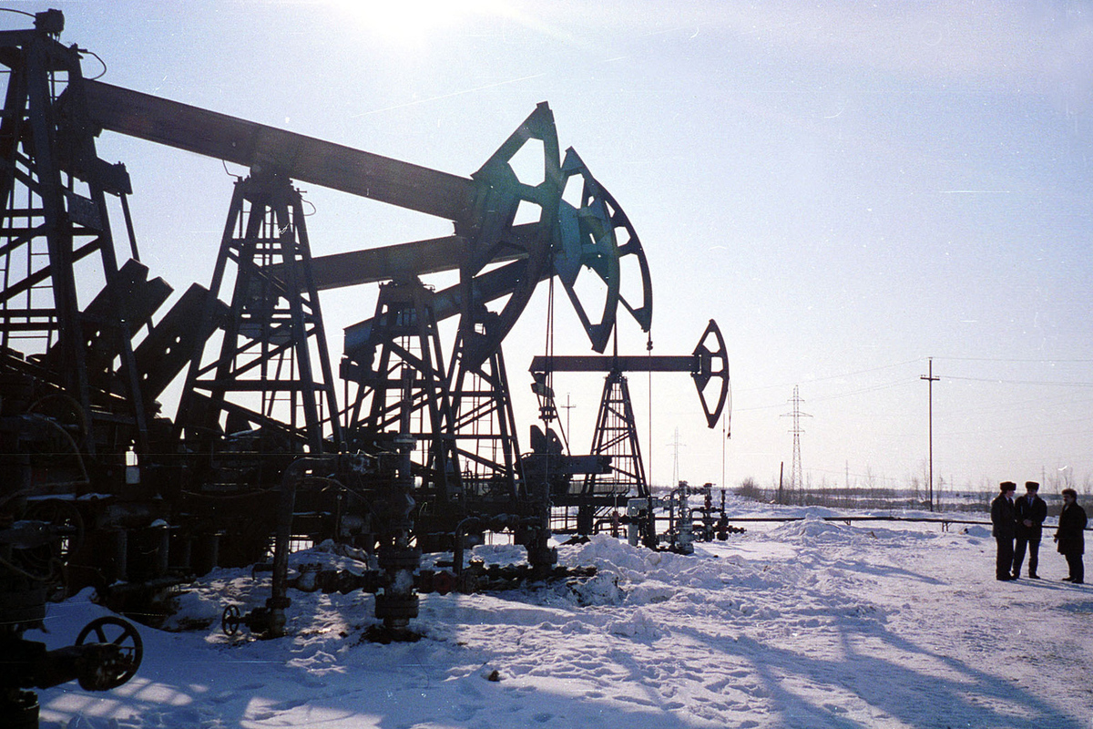Oil prices continued to fall: Russia is threatened with a depreciation of the ruble