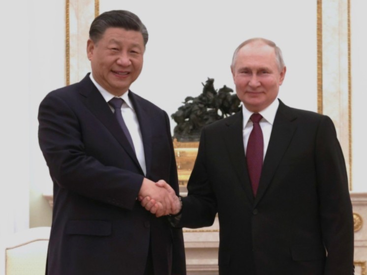 Путин рассказал об укреплении военных связей с Китаем