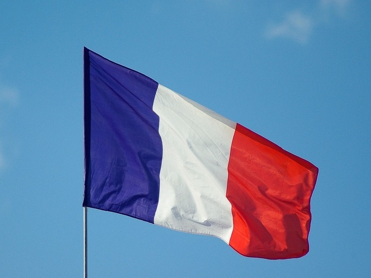 Францию призвали уступить свое место в ЕС Украине