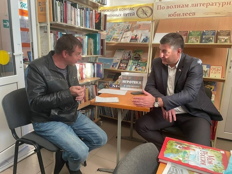 Депутат Константин Семернин обсудил с жителями хутора Копанского вопросы благоустройства
