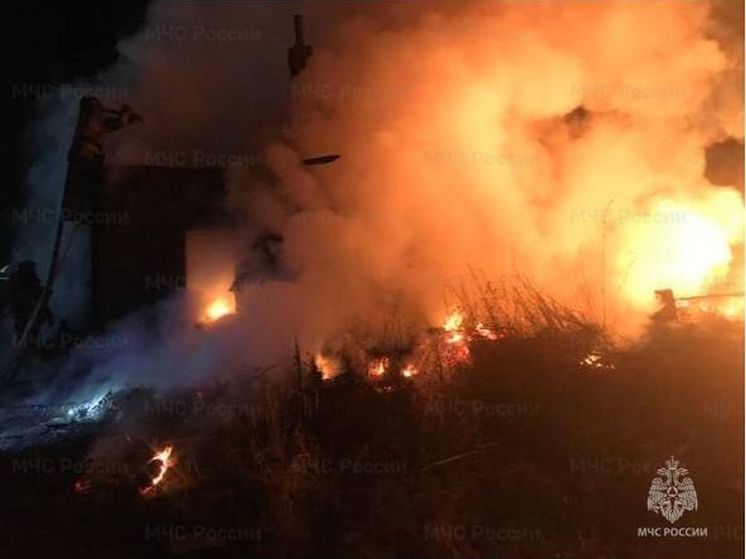 В Зиминском районе из-за электроматрасика сгорел частный дом. Погибли два человека