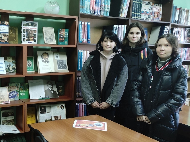 Выставка «Время открывать Тургенева» проходит в библиотеке Серпухова