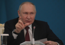 Визит Владимира Путина в Казахстан продлился менее 4 часов и закончился совместным заявлением президентов для прессы