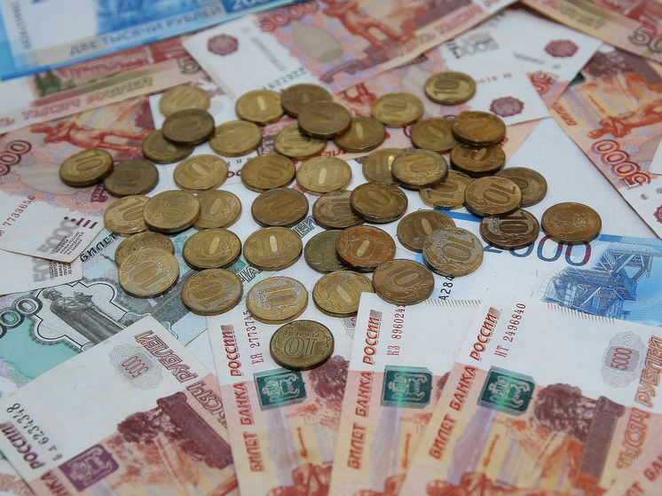 «Оклад повышают на 400 рублей»