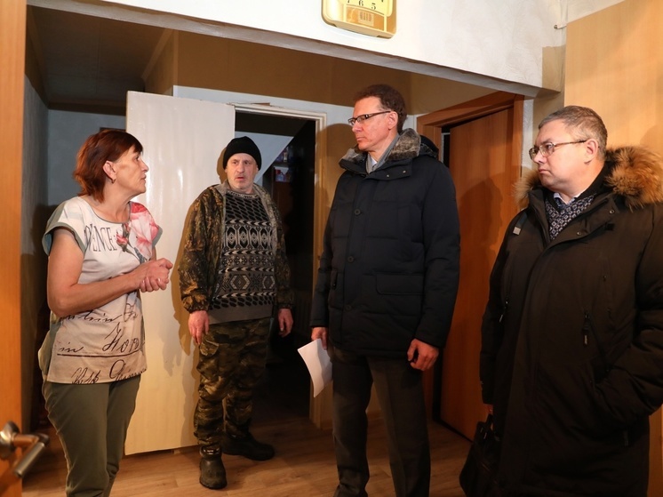 Власти Шурышкарского района призовут к ответу подрядчика за некачественный ремонт в доме