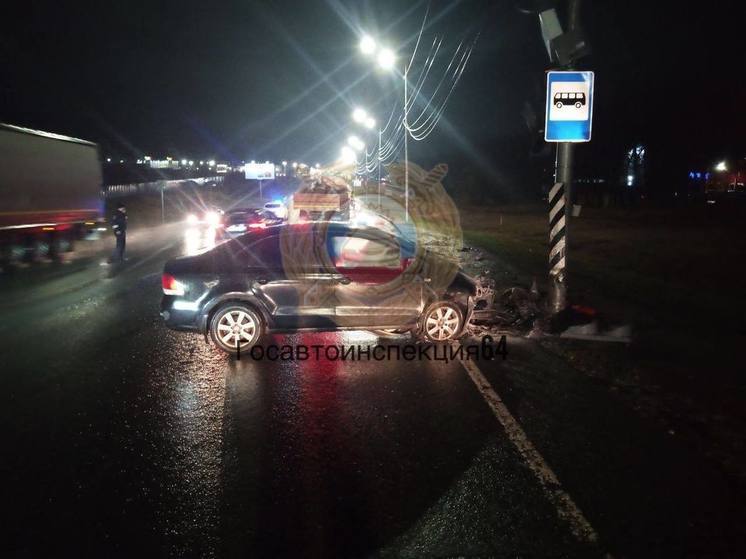 На Тархова автомобиль насмерть сбил перебегавшего дорогу неизвестного мужчину