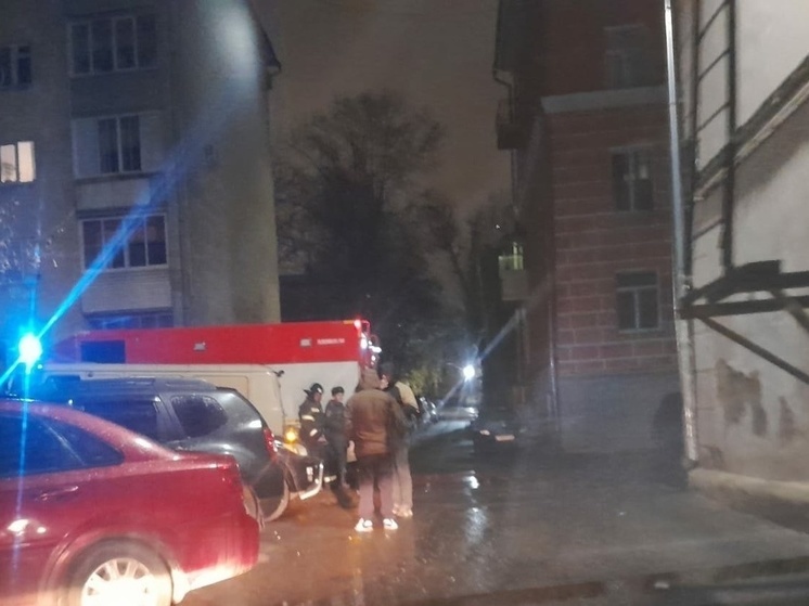 В Костромской области три жилых дома сгорели за вечер