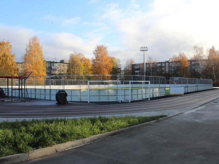 Современный стадион с трибунами открыли в Петрозаводске