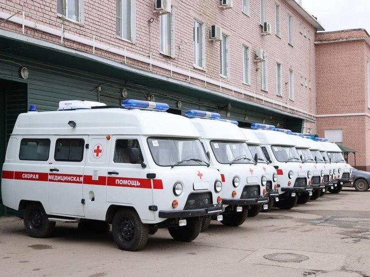 Восемь новых машин скорой помощи поступят в районные больницы Рязанской области