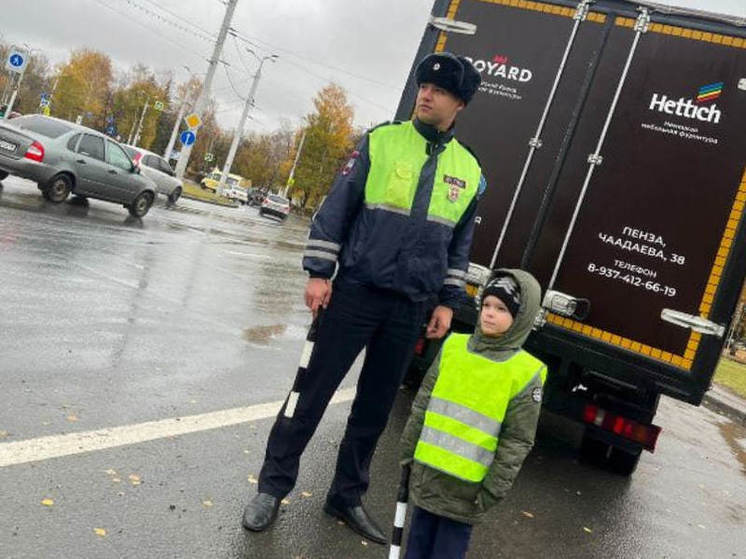 Юного пензенца пригласили на экскурсию в Госавтоинспекцию