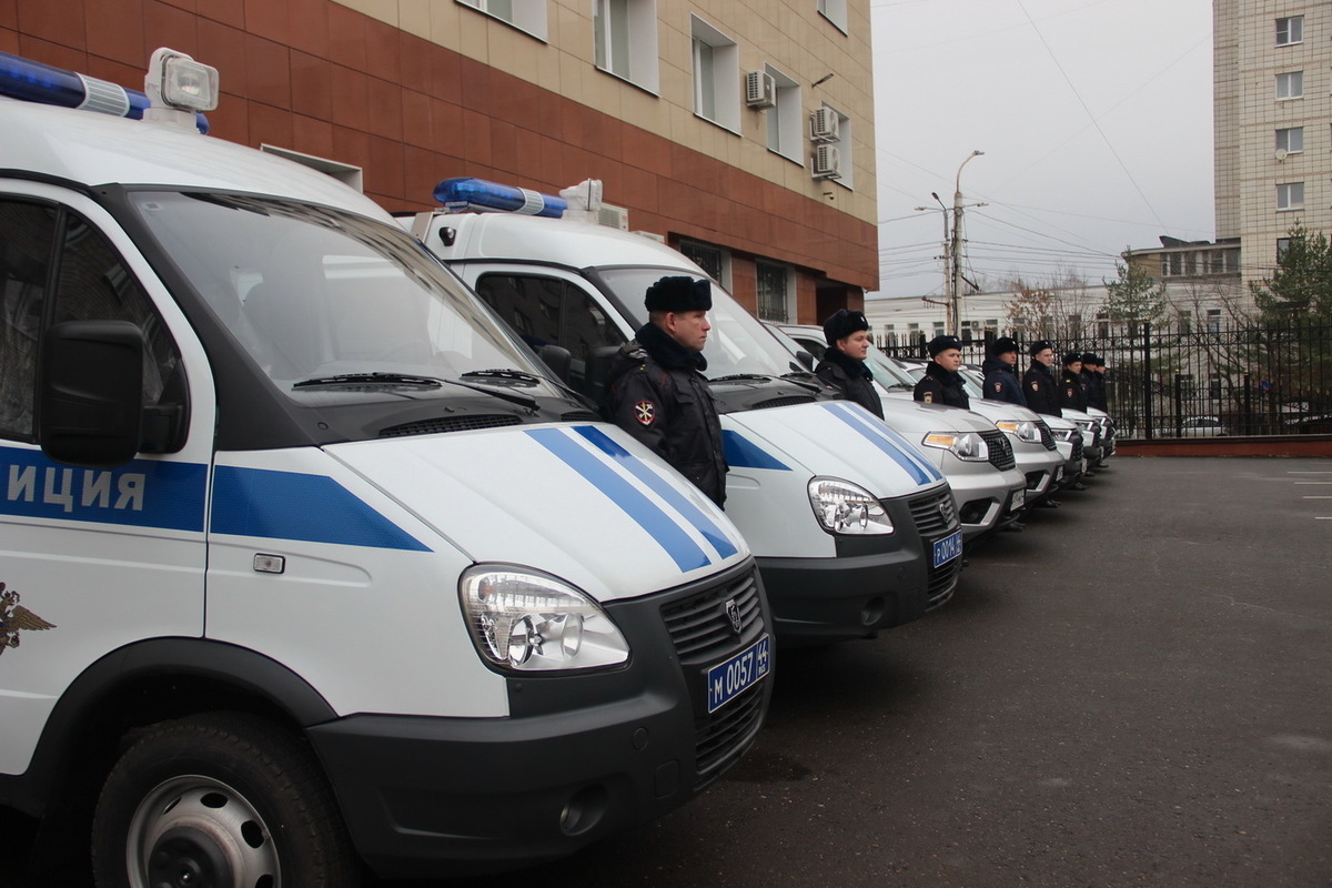 Костромские полицейские получили новые автомобили
