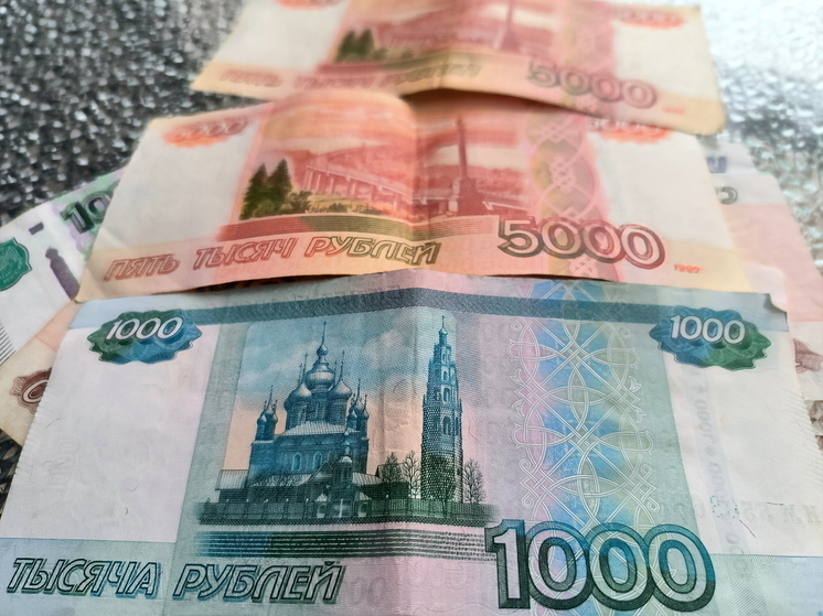 «Видели курс доллара по 100 рублей уже два раза — увидим и в третий, не сомневайтесь!»