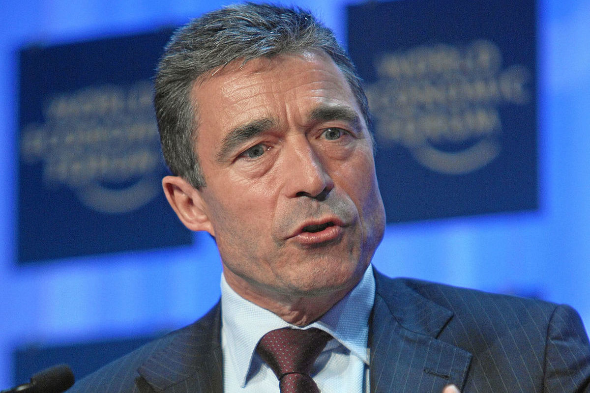 Rasmussen proposed admitting Ukraine to NATO without new Russian territories