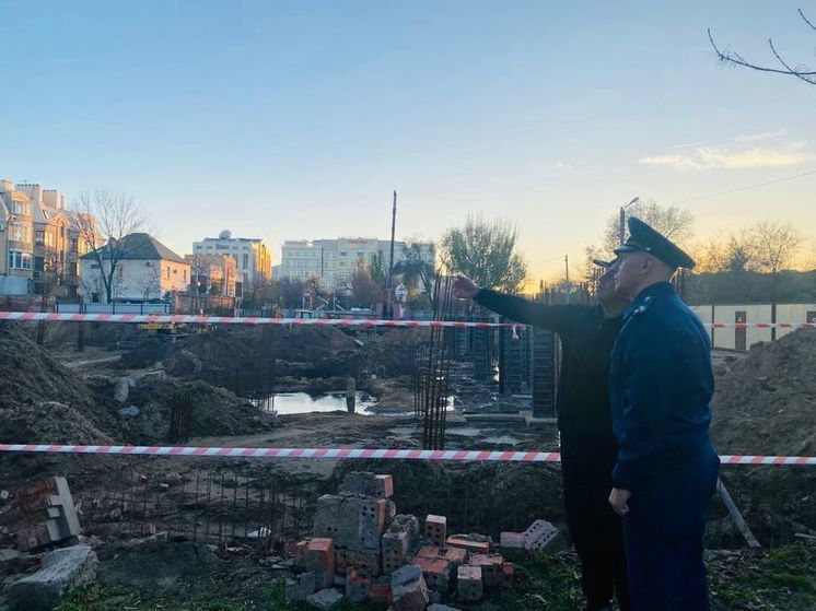 В Астрахани при строительстве многоквартирного дома повредили памятник архитектуры