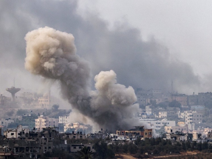 ВВС Иордании доставили гуманитарную помощь в сектор Газа парашютами
