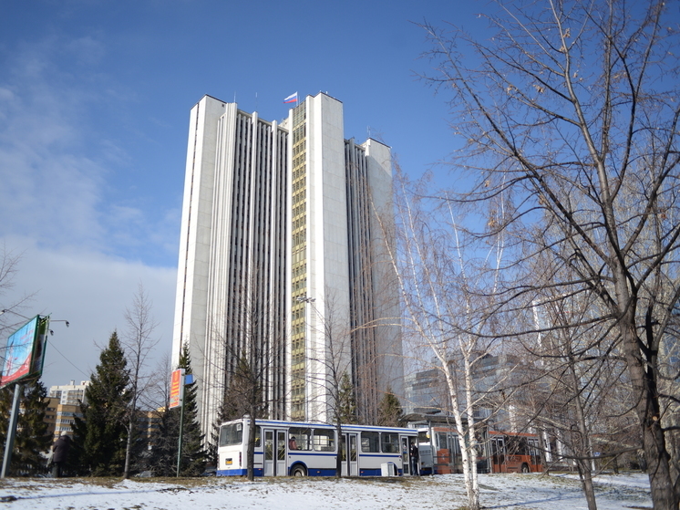 В домах свердловчан заменят лифты на сумму 1,3 млрд рублей