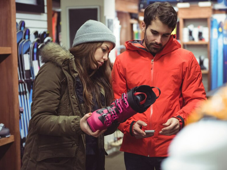 «Какое отношение имеют лыжные куртки к политике»