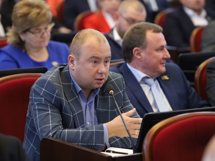 Депутат ЗСК Денис Хмелевской выступил против употребления насекомых в пищу