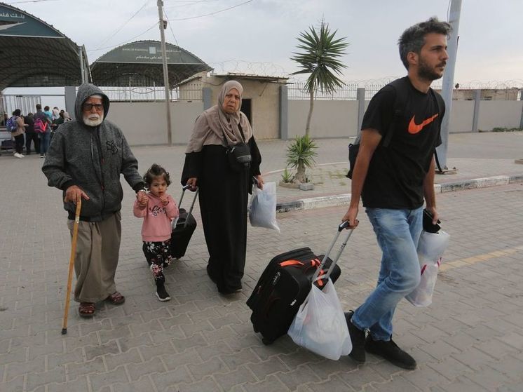 МЧС пообещало доставить из Газы всех россиян в течение недели