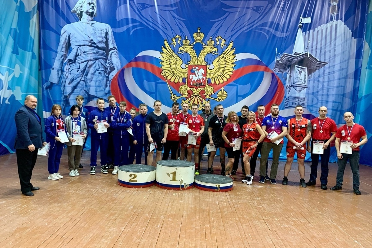 В Архангельске подвели итоги соревнований по гиревому спорту