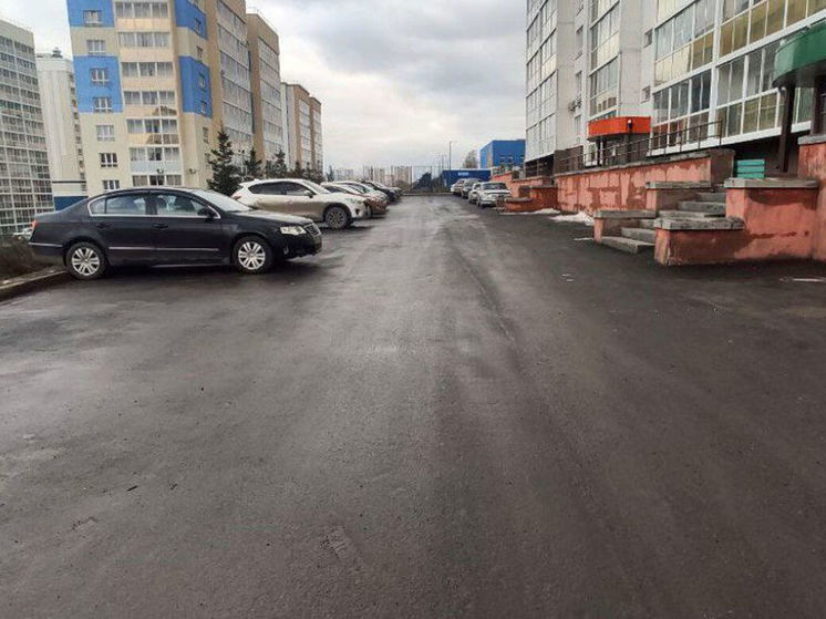 Асфальт появился на проблемном участке улицы в Кемерове