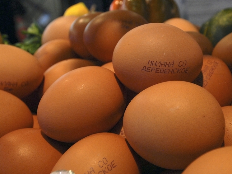 В Подмосковье резко подрожали яйца