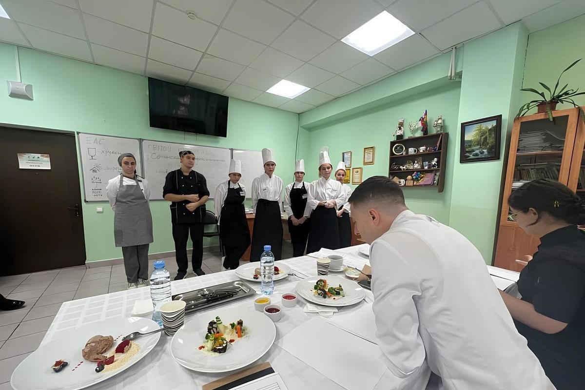 Сочинские студенты поучаствовали в конкурсе «Кулинарные истории»