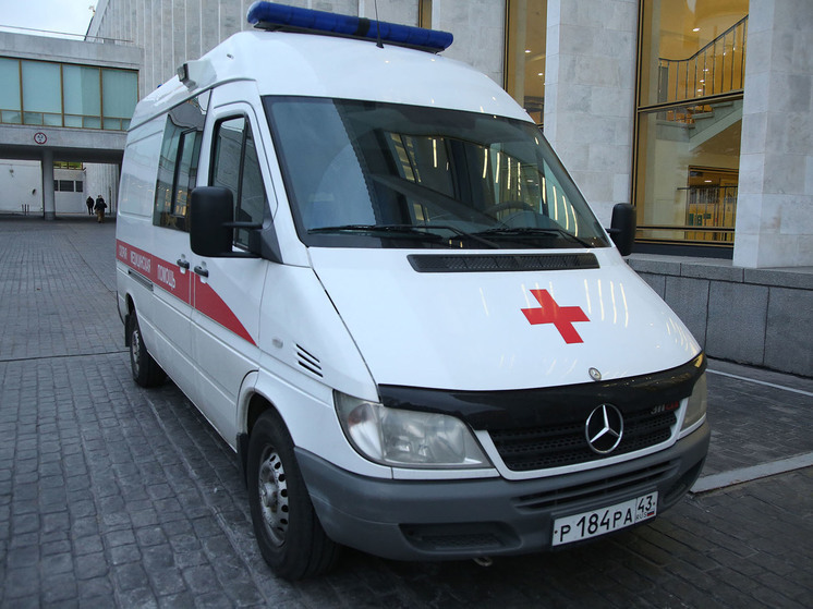 Знаменитый московский пожарный получил серьезные травмы, упав на улице