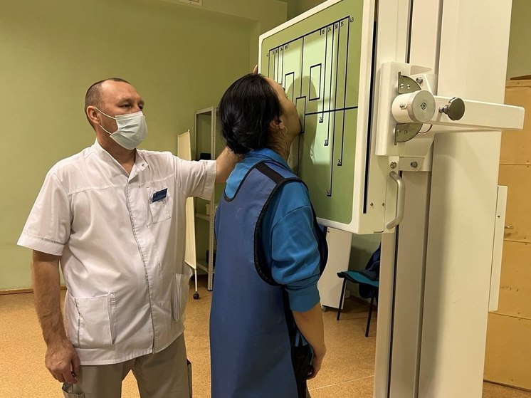 Больница Уренгоя получила новый рентгенологический аппарат