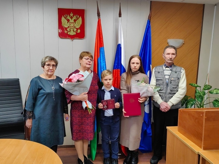 Погибшего бойца СВО из Карелии наградили Орденом Мужества