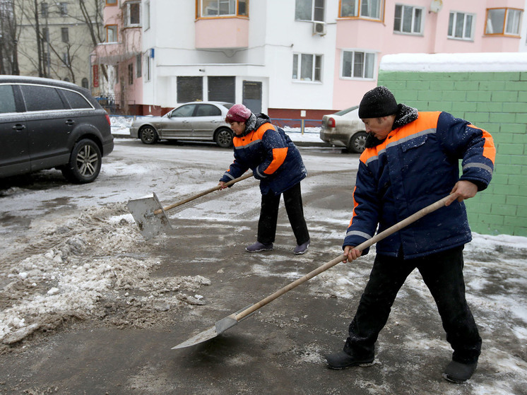 «Устроиться в магазин логистом или продавцом коренной житель не сможет»