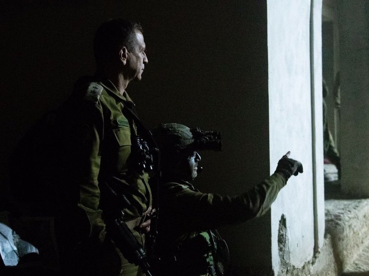 Армия Израиля штурмует все отделения крупнейшей больницы Газы «Аш-Шифа»