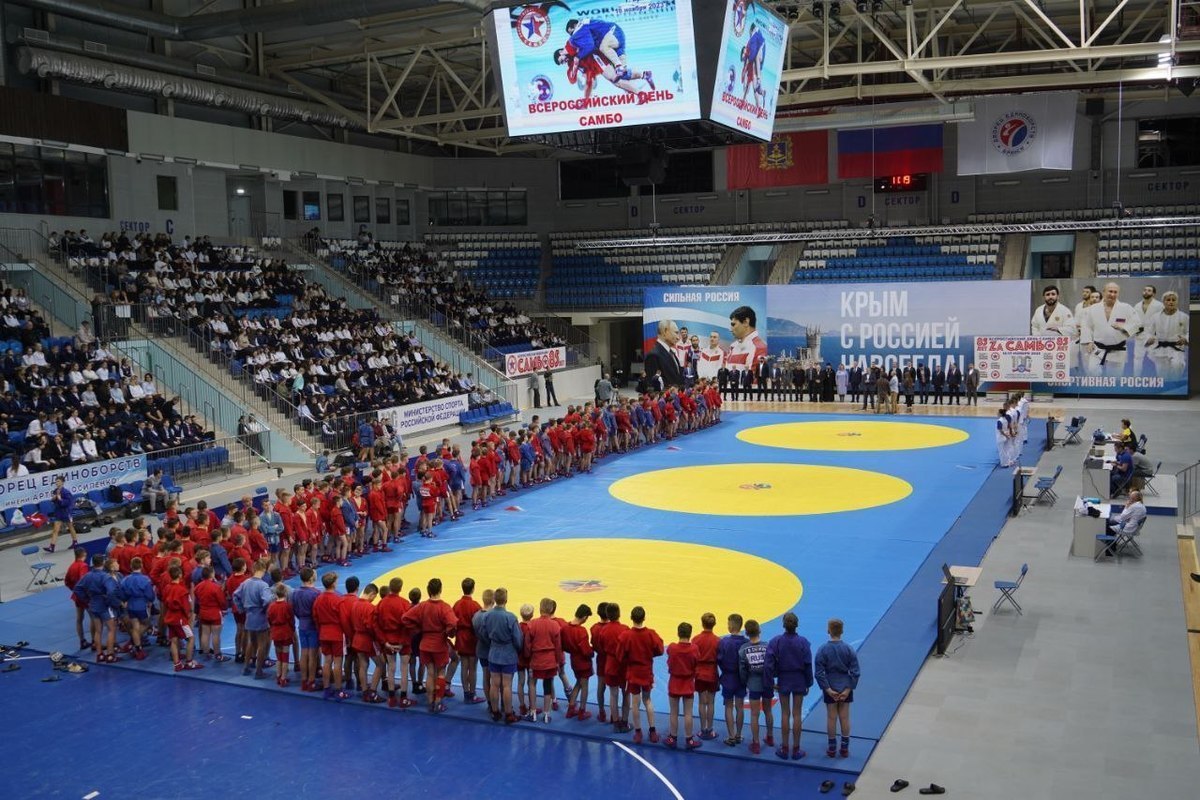 Sambo competitions opened at the Bryansk Martial Arts Palace