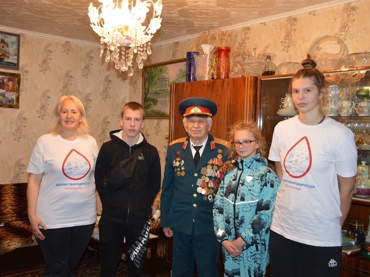 Ялтинские ветераны рассказали, почему важно быть донором крови