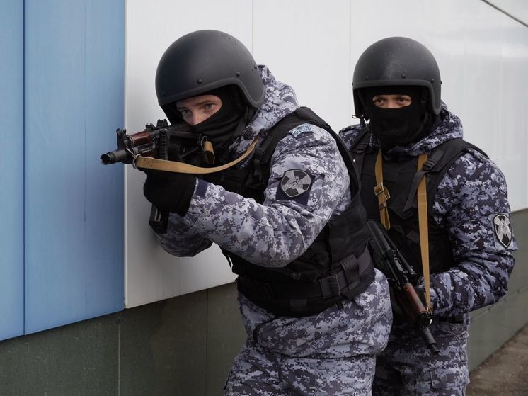 В Костроме сотрудники Росгвардии задержали подозреваемого в ограблении ювелирного салона