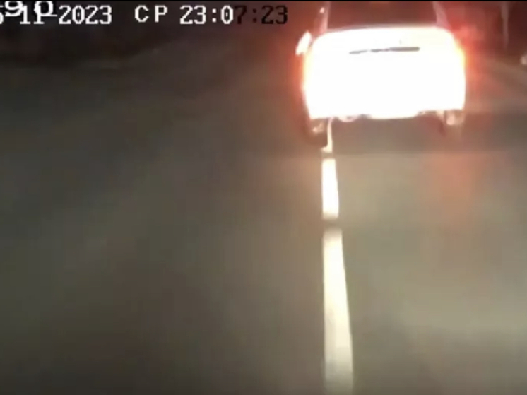 В Апшеронске пьяный водитель, пытаясь уйти от преследования, сбил сотрудника полиции