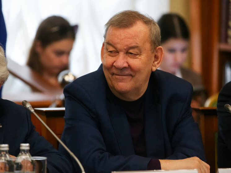 В прошлом руководитель кировского ТЮЗа, директор Большого театра Владимир Урин ушел с должности