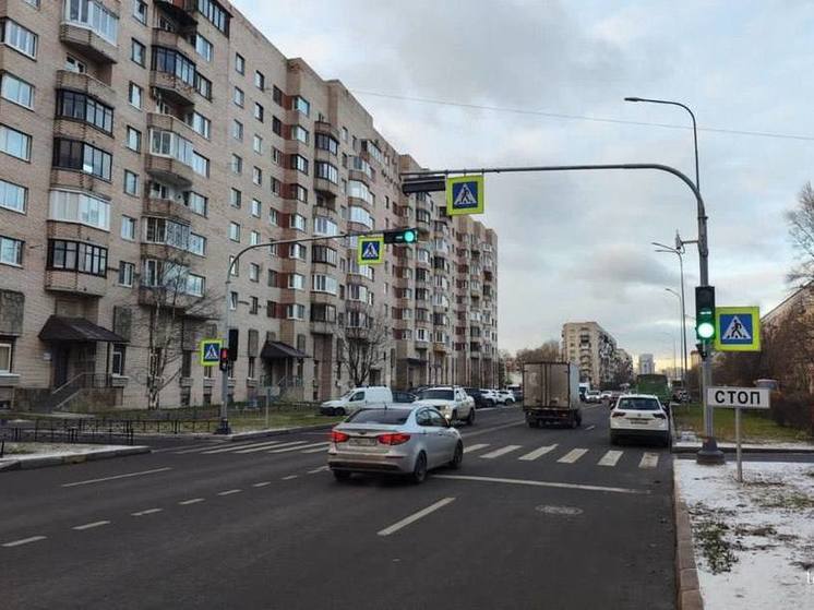 Два светофора установили в Калининском и Кировском районах