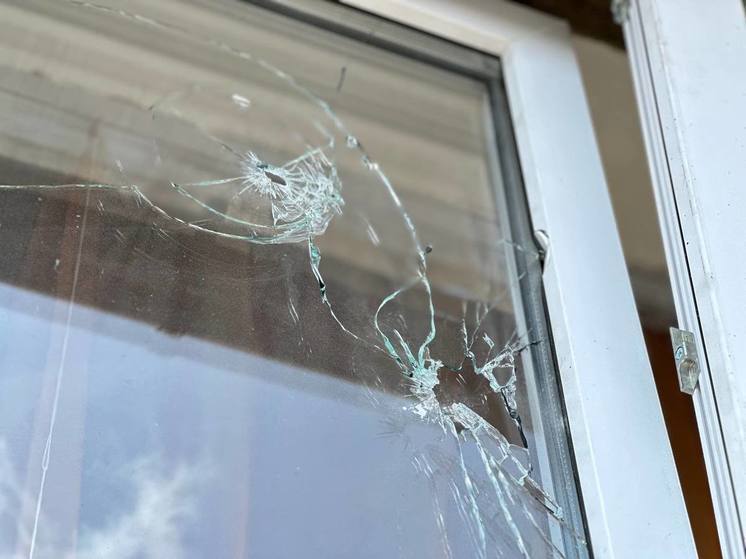Подписчица из Уразово спросила у губернатора о замене окон в ее доме после обстрела