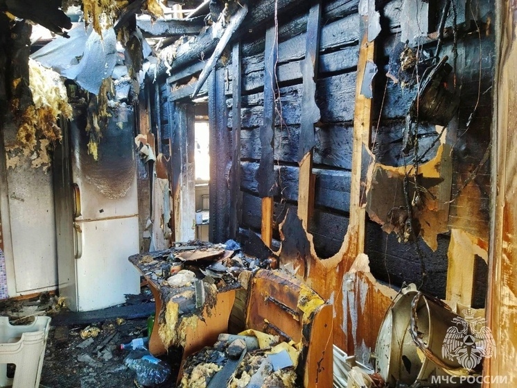 В Дугино Сычевского района сгорел двухквартирный дом