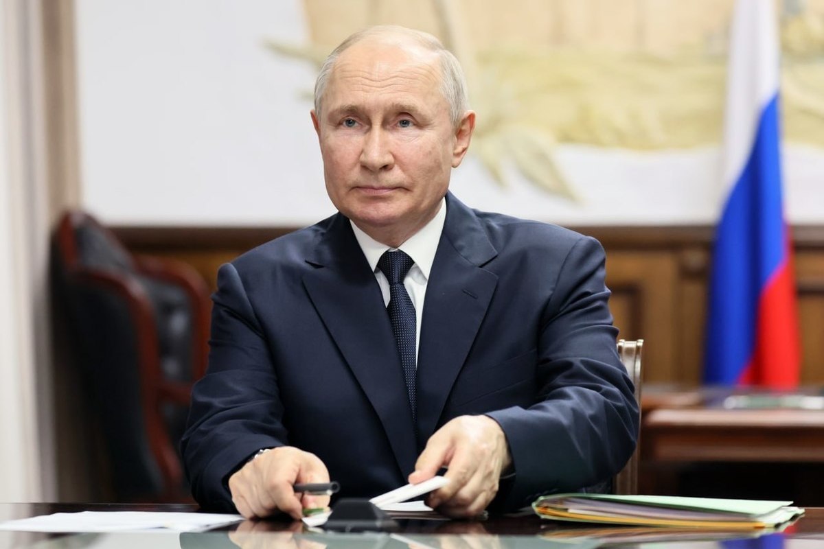 Песков: Путин не общался с Уриным и Гергиевым на форуме в Петербурге