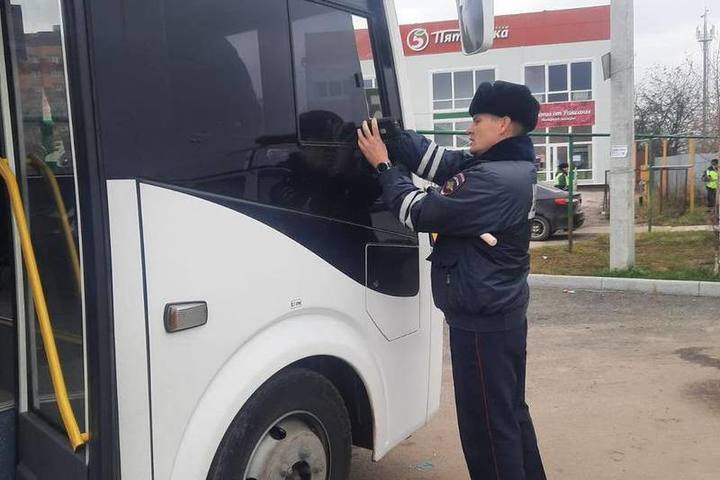 В Рязанской области сотрудники ГИБДД проверили пассажирский транспорт