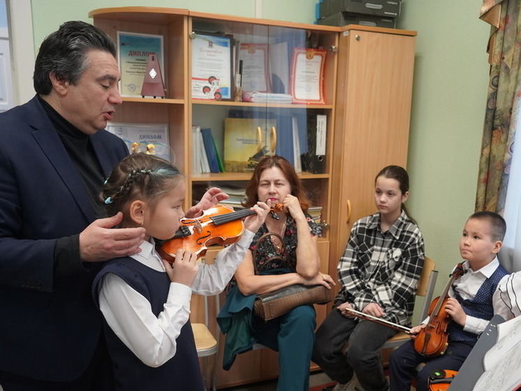 Музыканты с мировыми именами провели мастер-классы для детей из Тазовского района