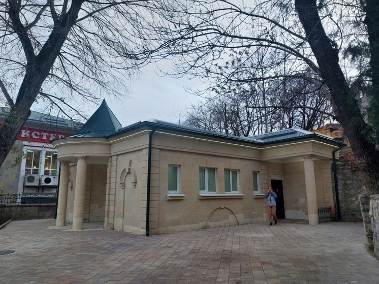 В Курортном парке Ессентуков завершили ремонт санитарной комнаты