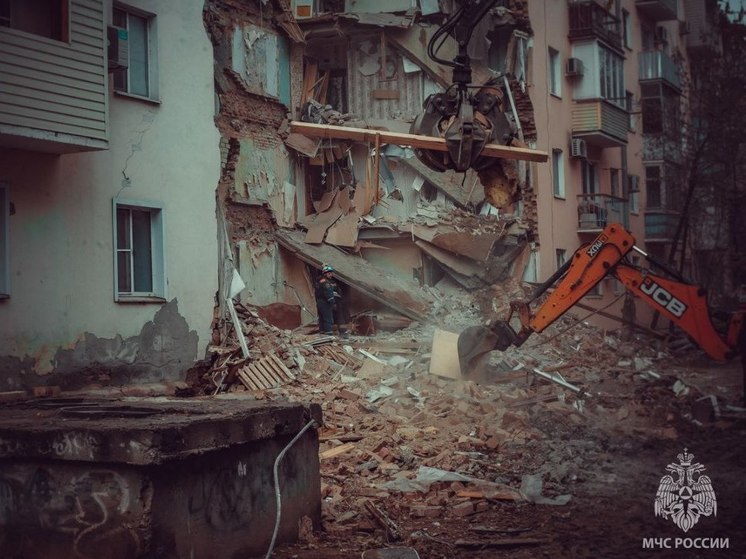 115 пострадавших при обрушении дома в Астрахани получили первые выплаты