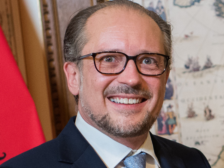 Глава МИД Австрии поддержал приглашение Лаврова на саммит ОБСЕ