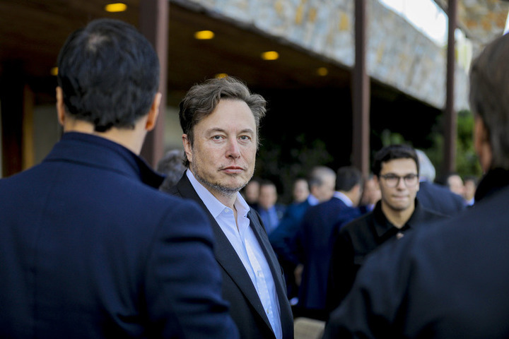 Elon Musk was invited to a machine learning conference in Moscow
